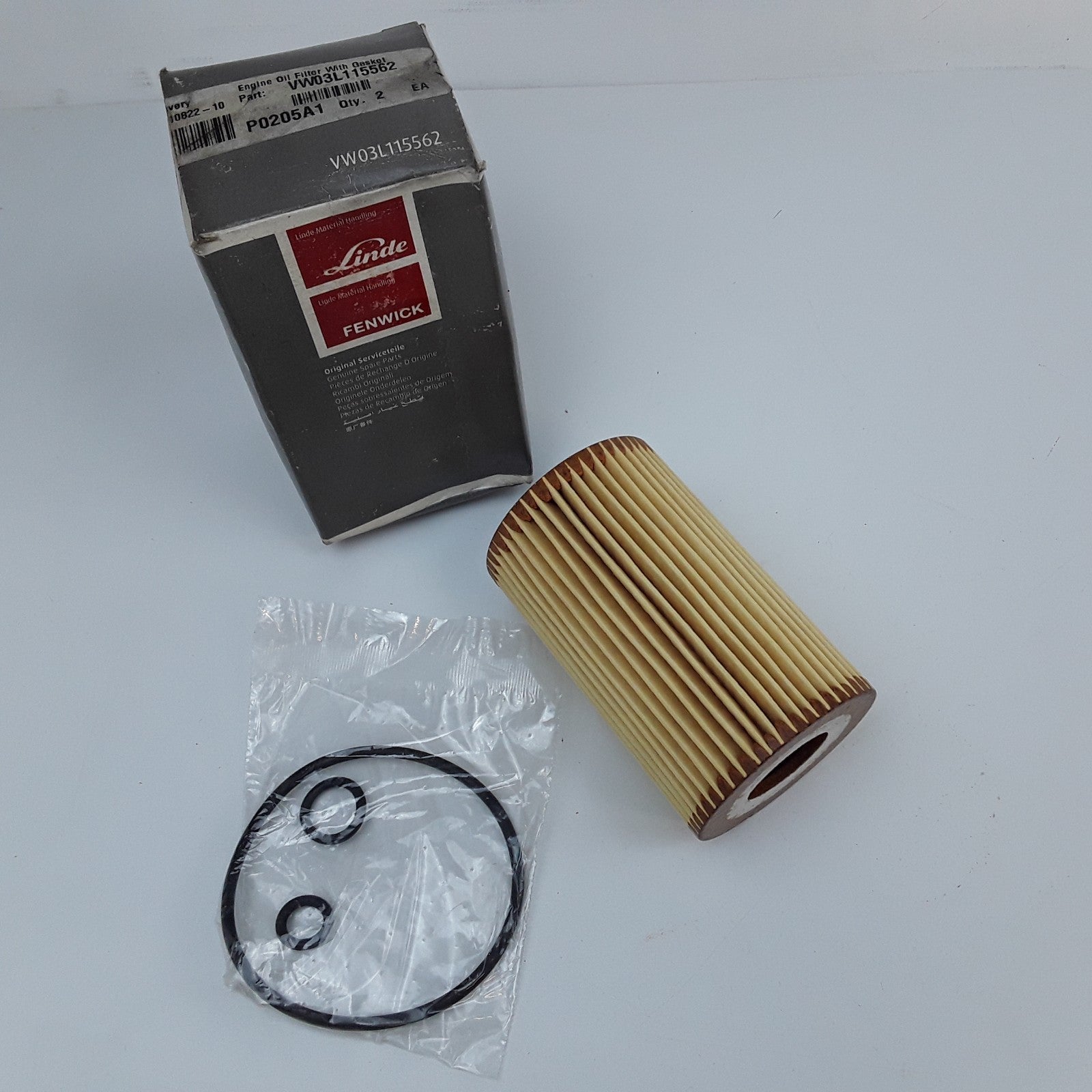 Engine Oil Filter with Gasket Fits Volkswagen Seat Audi 2010 2011 2012 2013-2018