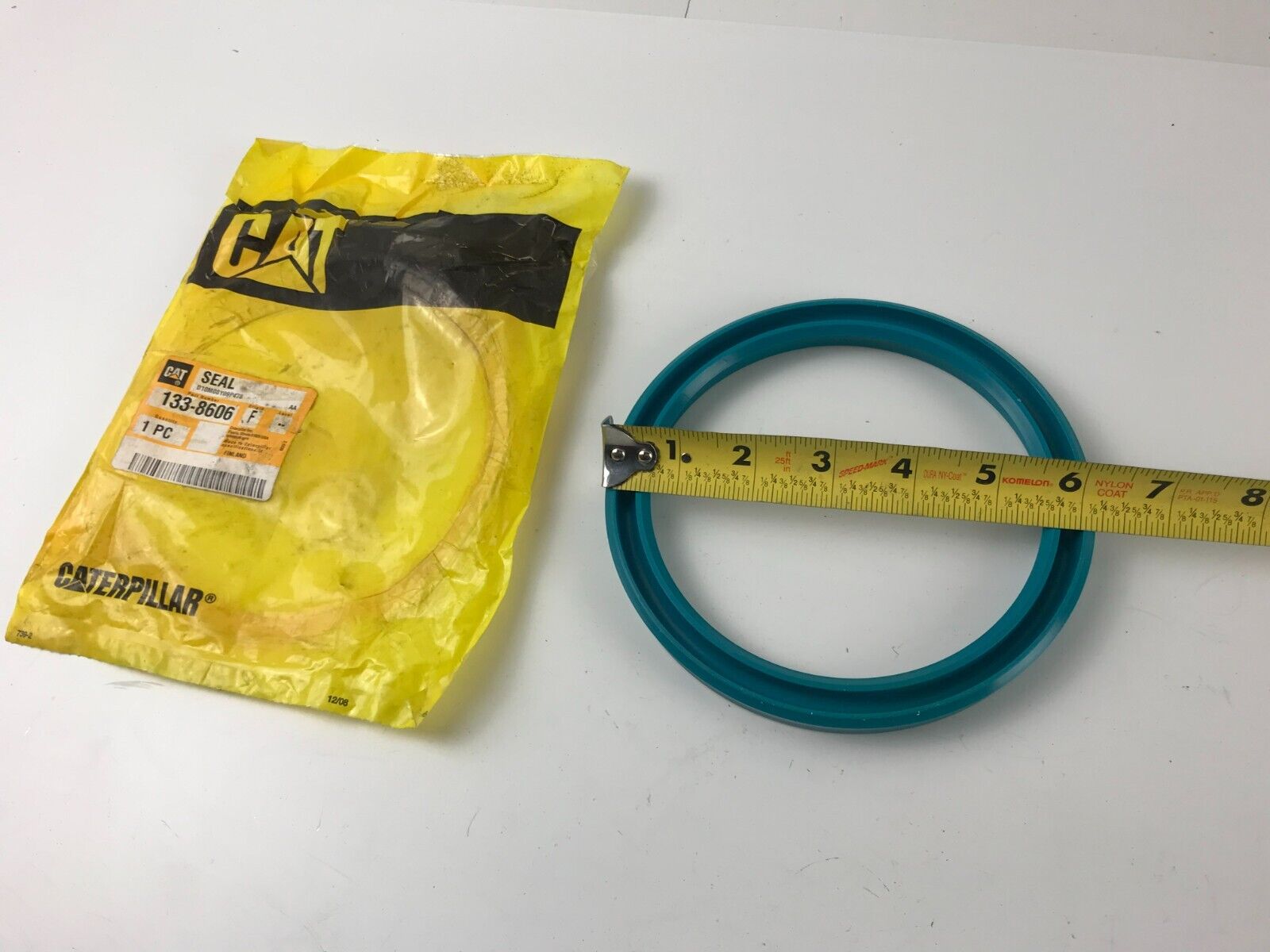 GENUINE OEM Caterpillar CAT 133-8606 SEAL FAST SHIPPING - HotCarParts