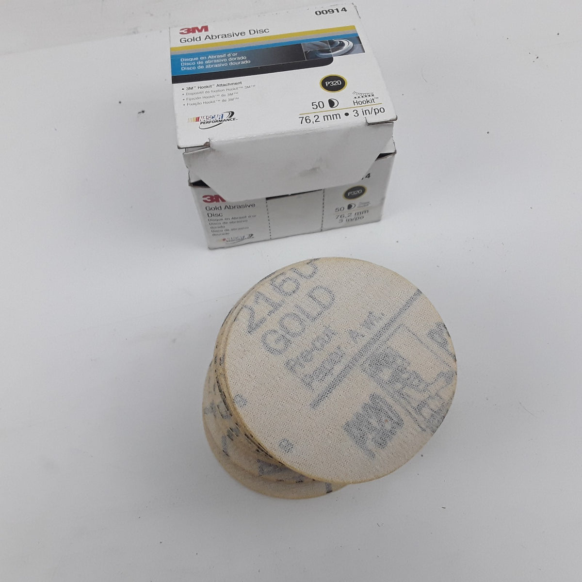 3M 00914 Hookit Gold Abrasive Disc P320 3 in 72,5mm 50 Discs Per Carton