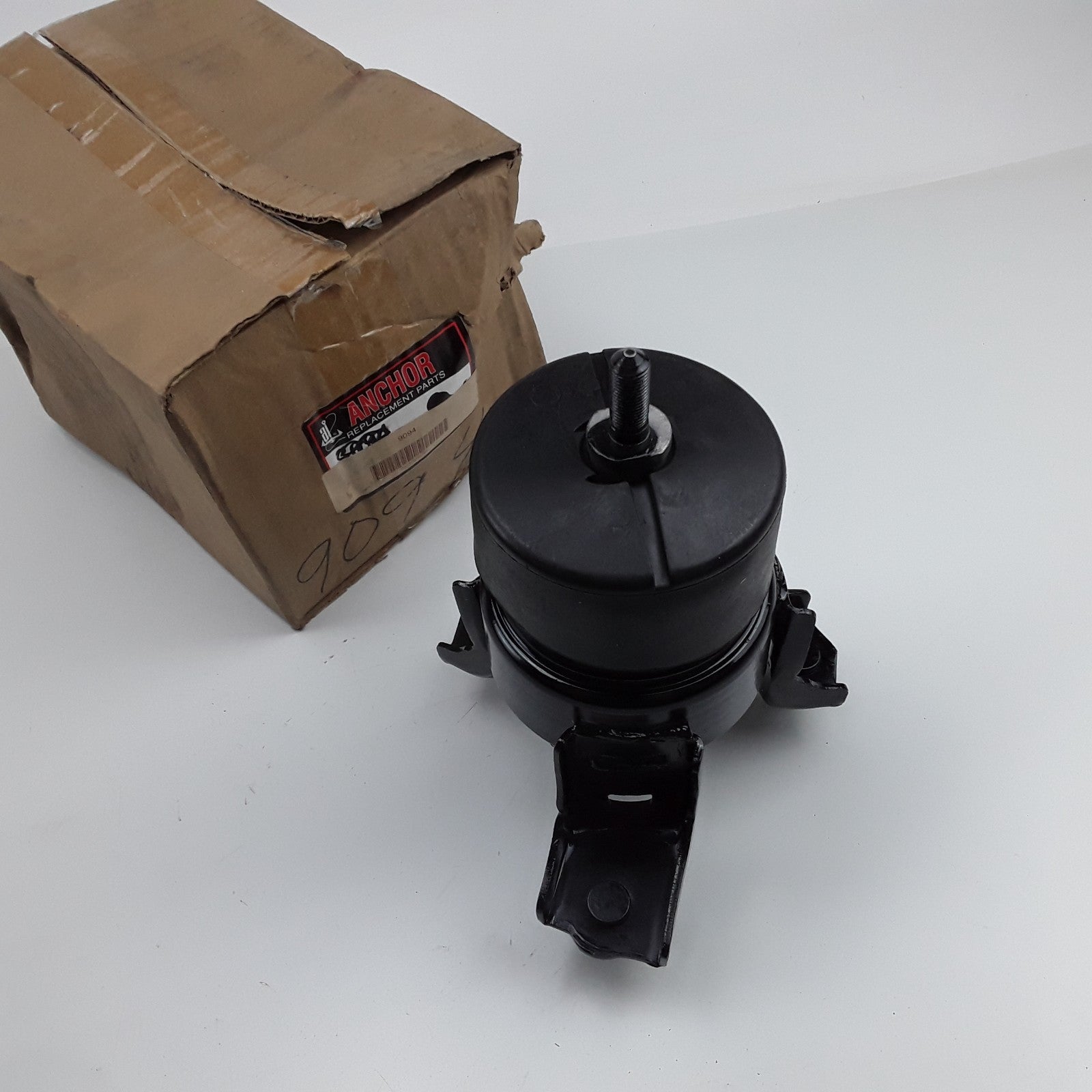 Right Transmission Mount Fits BMW 535i 750iL 735iL 735i Ford Probe (1988-1994)