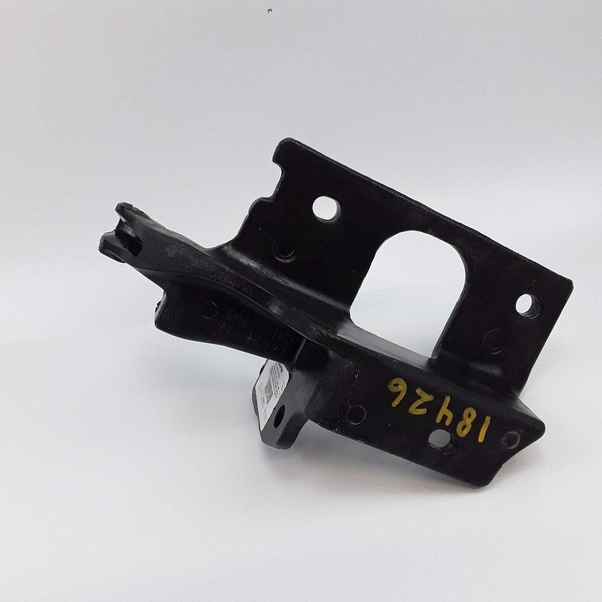 PACCAR A11-6180 Front Left Bumper Bracket Fits Kenworth T680 And Peterbilt 579