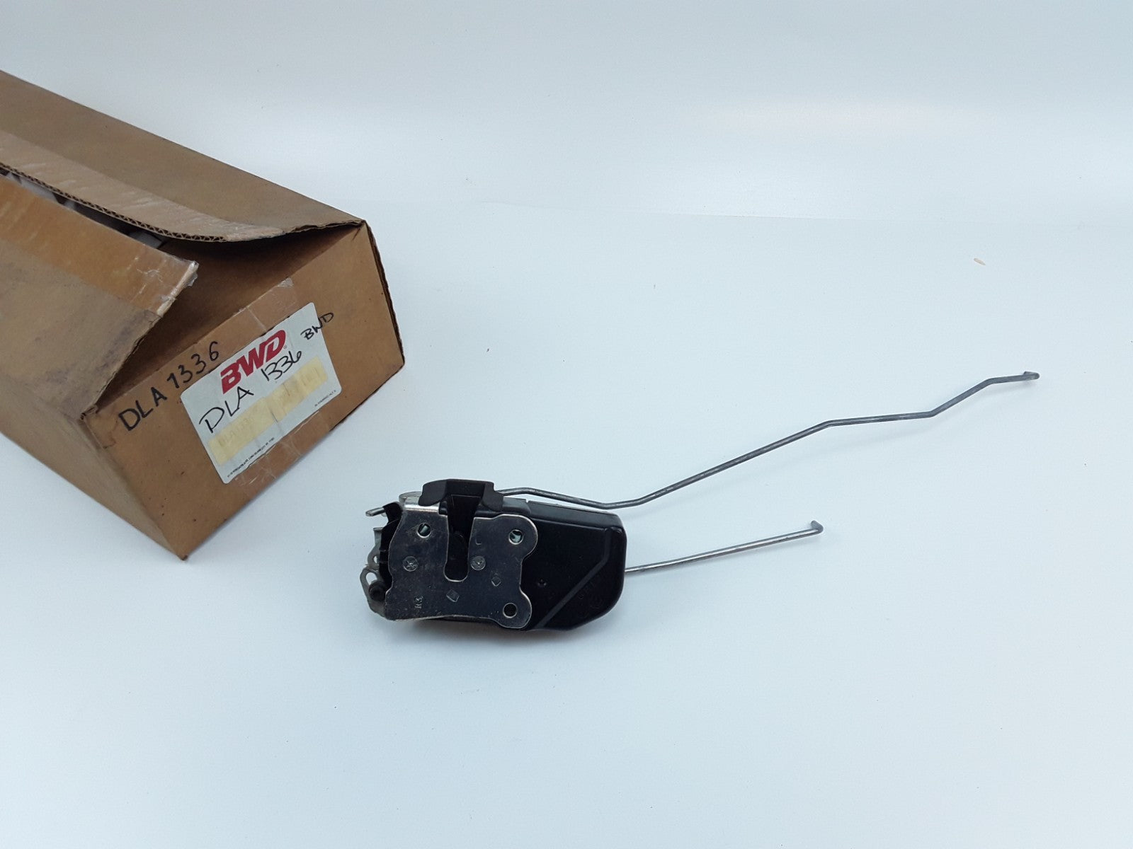 Power Door Lock Actuator Fits Jeep Grand Cherokee 2005 2006 2007 2008 2009 2010