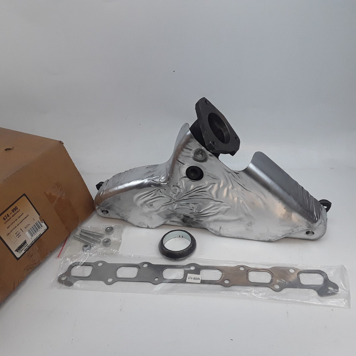 Dorman 674-990 Exhaust Manifold Fits GMC Buick Isuzu Saab Chevrolet (2006-2007)