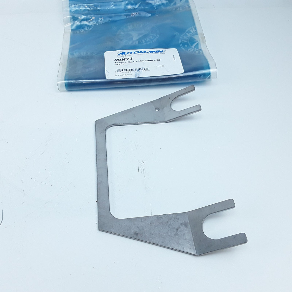 Automann MIH73 Axle Torque Rod Shim 1/8" For International Trucks repl.3549154C1