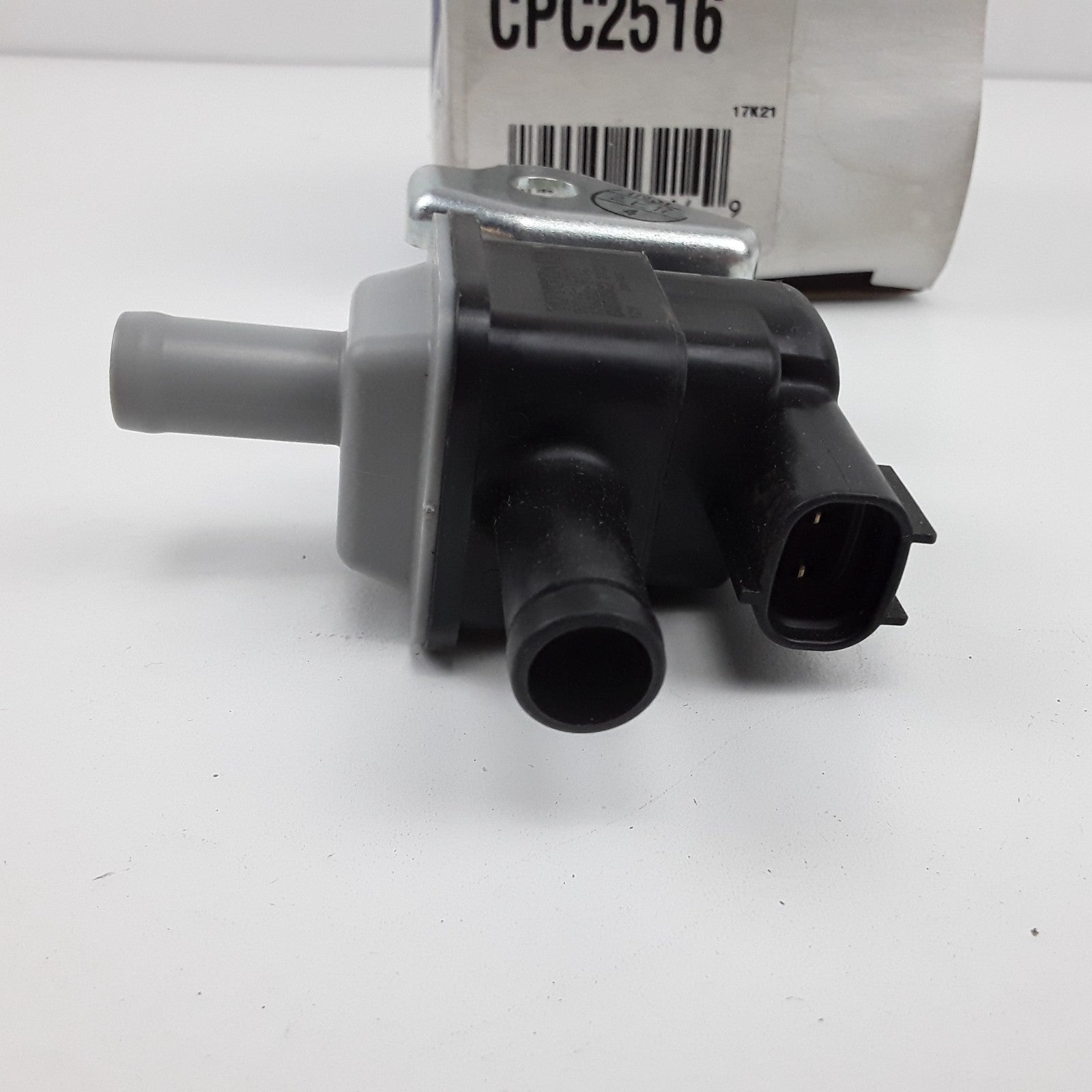 Canister Purge Valve Fits Lexus GS350 GS450h 2013 2014 2015 2016 2017 2018