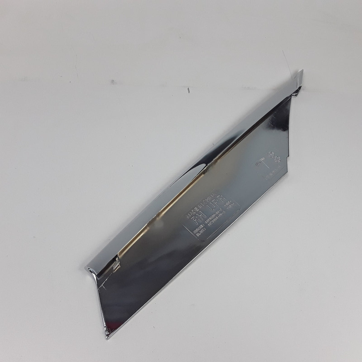 For Tesla Model S 2016-2021 RH Front Fog Light Upper Spear Trim 1056380-00-C OEM