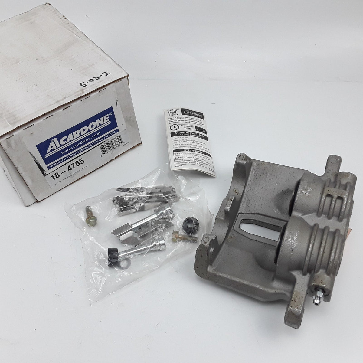 Rear Right Disc Brake Caliper Fits Cadillac GMC Chevrolet (2000 2001 2002-2006)
