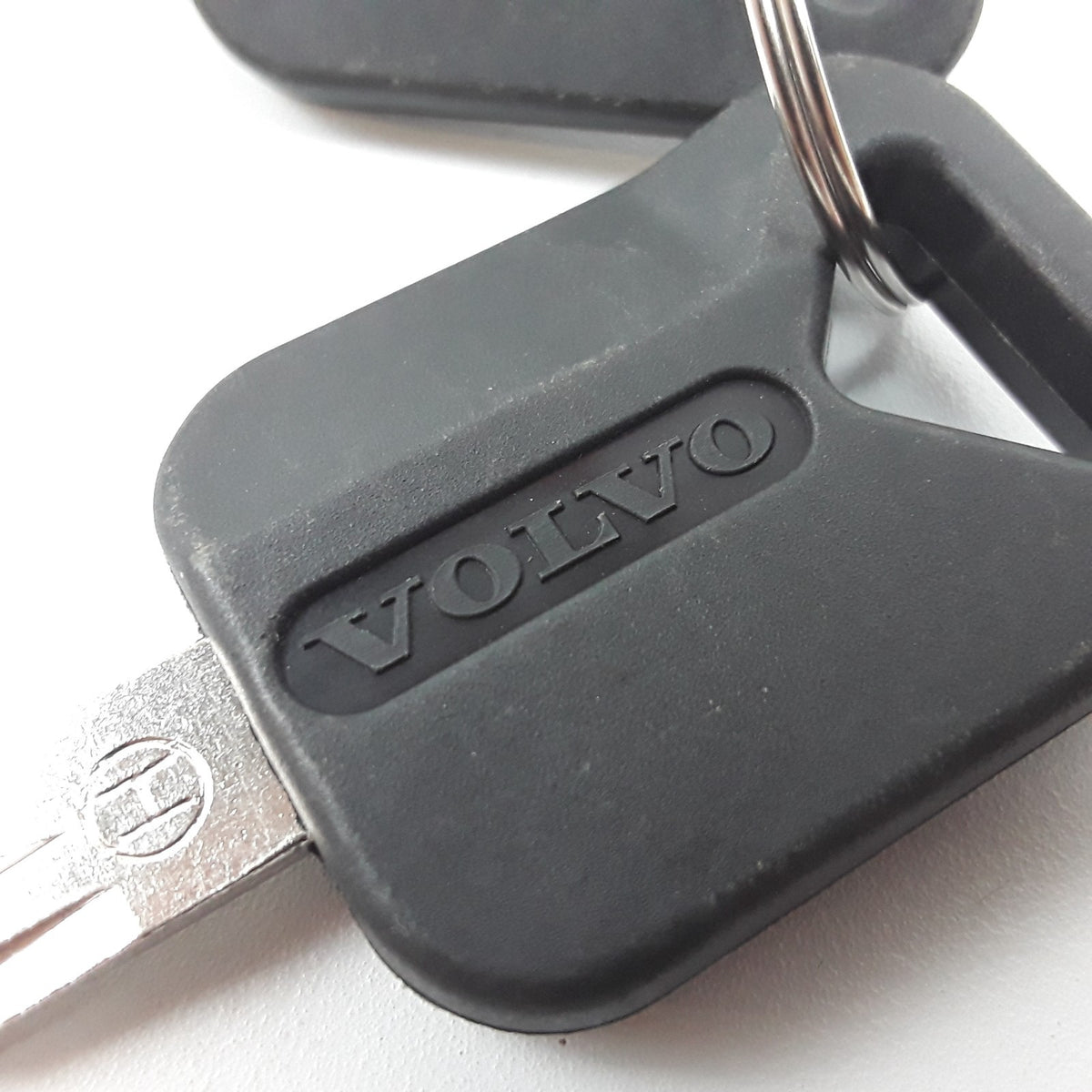 Door Lock Kit Fits Volvo VNL (2004 2005 2006 2007 2008 2009 2010 2011 2012-2017)