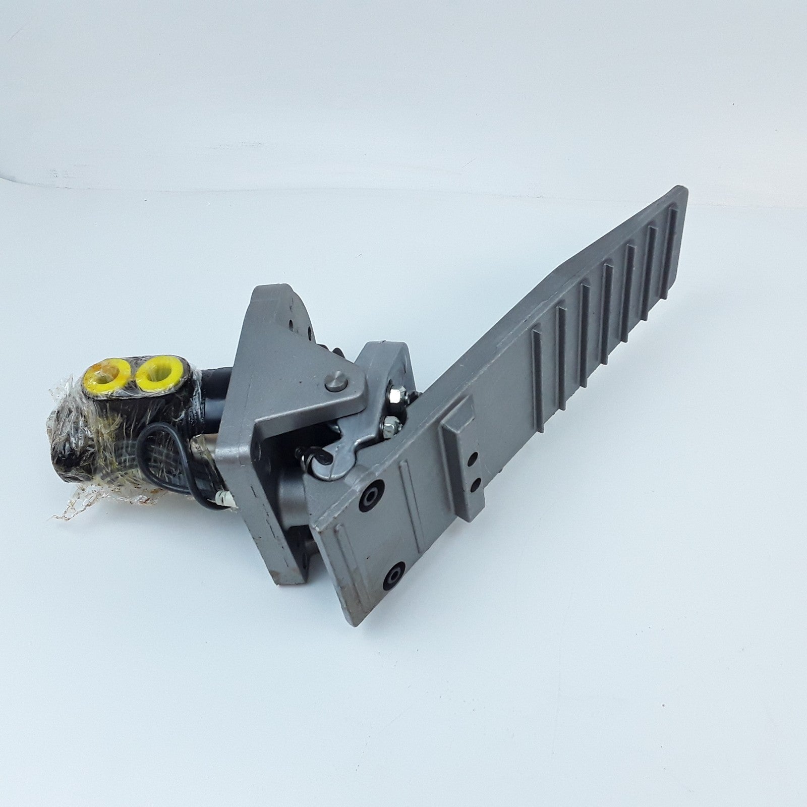 Foot Brake Valve Fits Forklifts Wheel-Loaders Forestry & Agriculture Vehicles