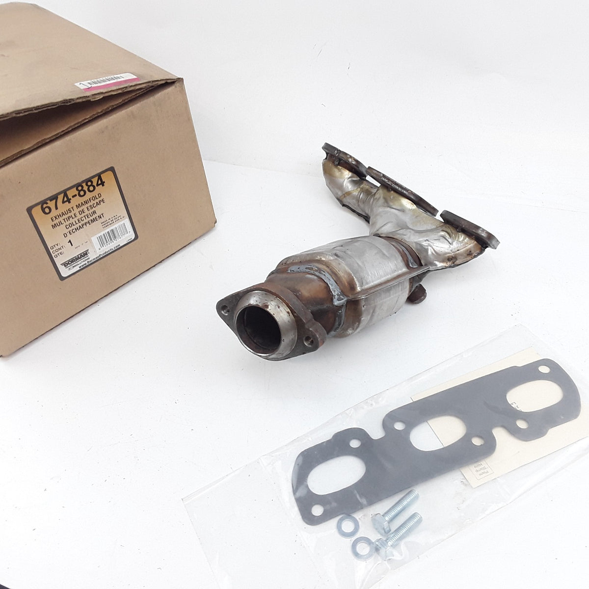 Dorman 674-884 Exhaust Manifold Converter Fits Mazda MPV (2000-2001) 2.5L-V6