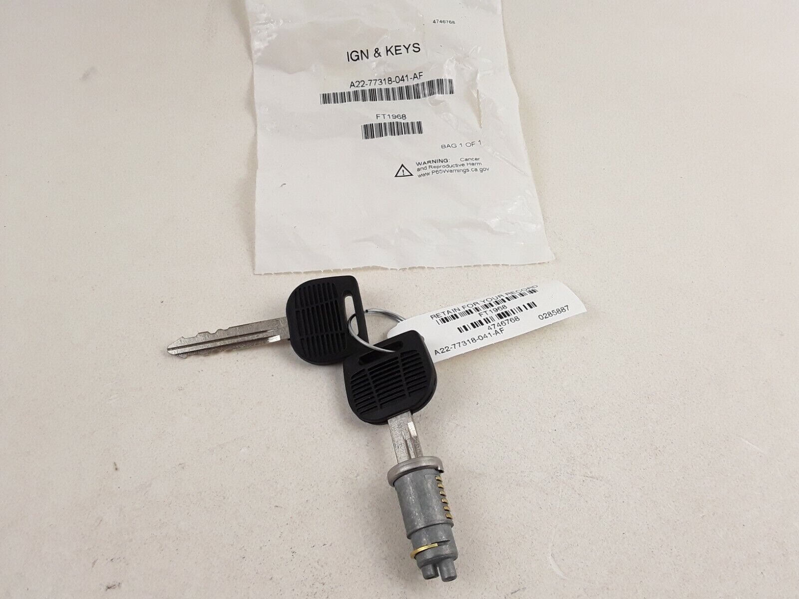 For Freightliner A22-77318-041 Lockset Ignition,Random Key Codes P/N A2277318041 - HotCarParts