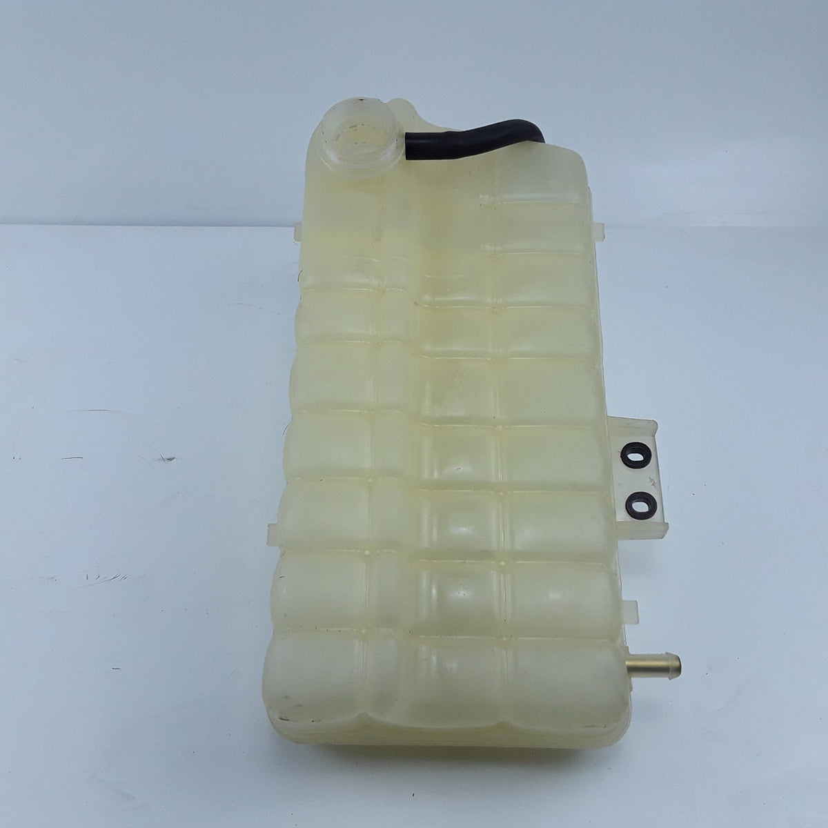 Coolant Reservoir Fits Chevrolet GMC Isuzu 2003 2004 2005 2006 2007 2008 2009