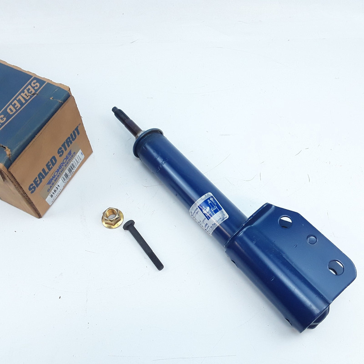 Rear Suspension Strut For Pontiac Oldsmobile Chevrolet Buick 1988 1989 1990-1997