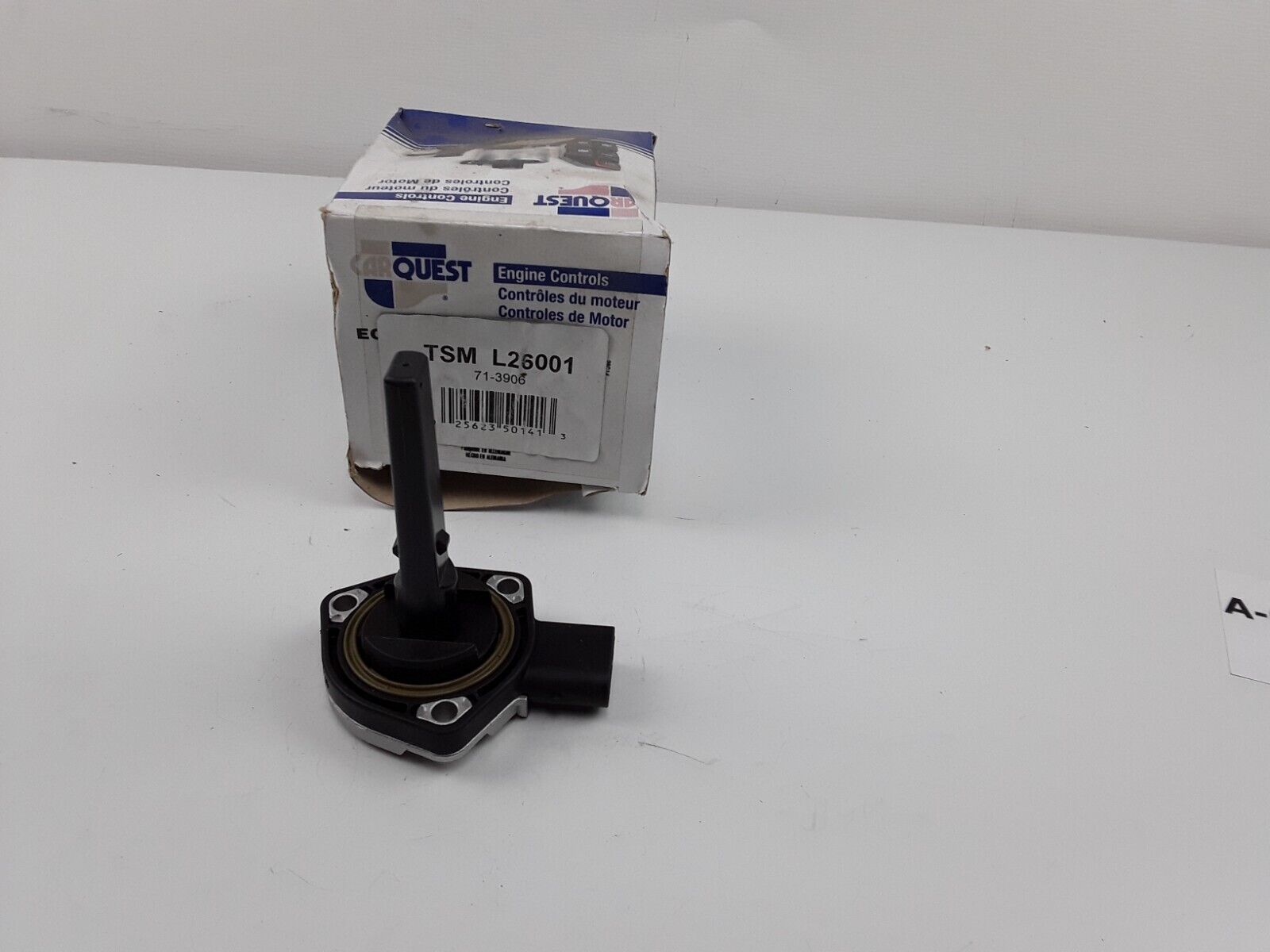 Engine Oil Level Sensor For BMW 335d 320i X3 Z8 Z4 Z3 X5 750iL 740i 540i 530i M3 - HotCarParts