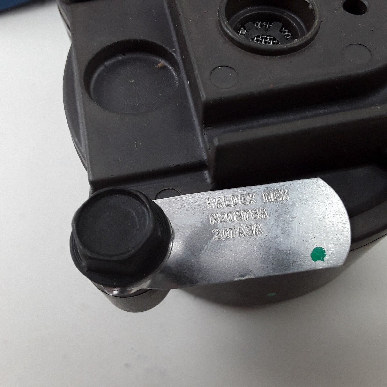 Haldex KN24000X Reman Air Brake Reservoir Drain Valve Assembly Heavy Duty