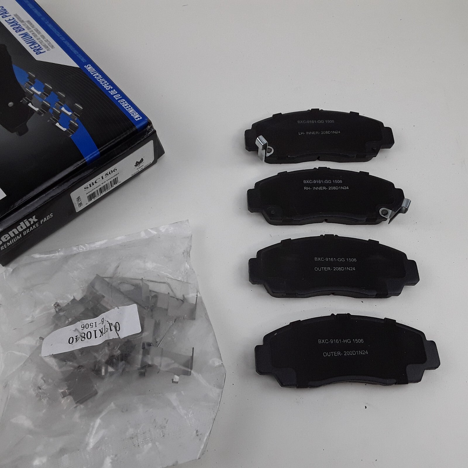 Front Premium Ceramic Disc Brake Pad Set Fit Honda Accord 2003-12 Acura CL 01-03