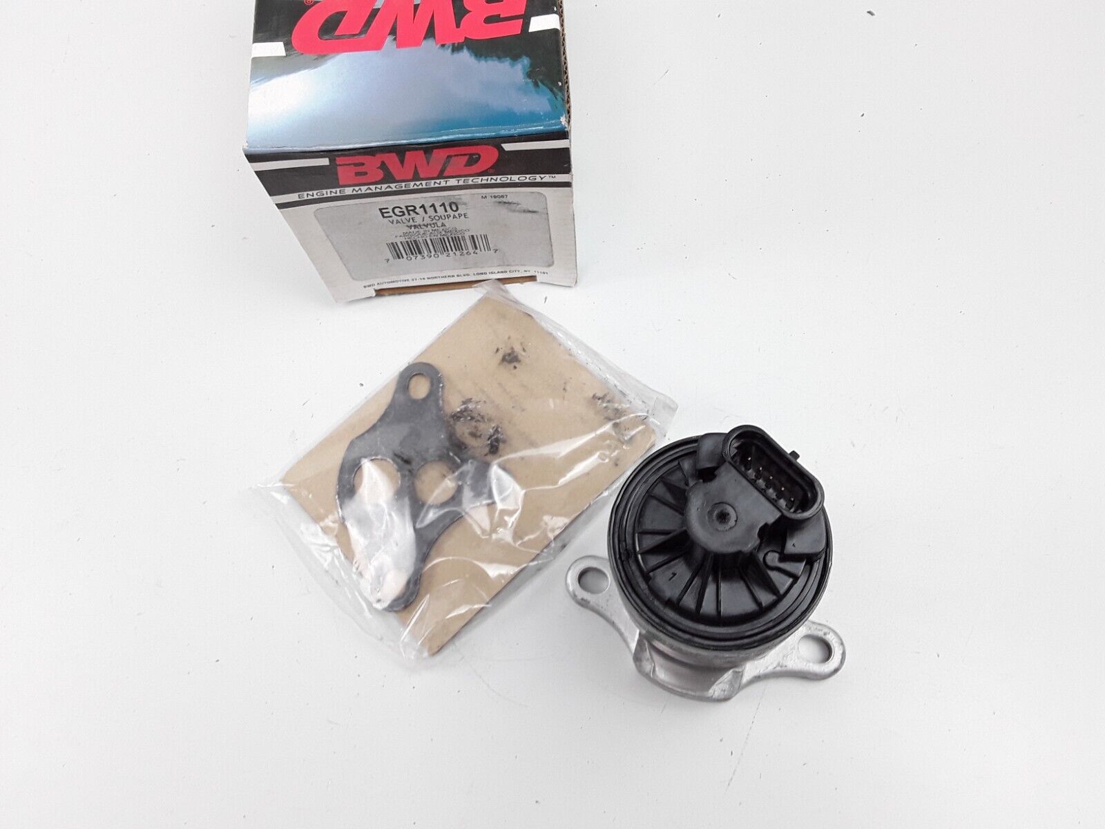 EGR Valve for Saturn SL SC SW Chevrolet S10 Blazer GMC Sonoma Safari 1995-1999
