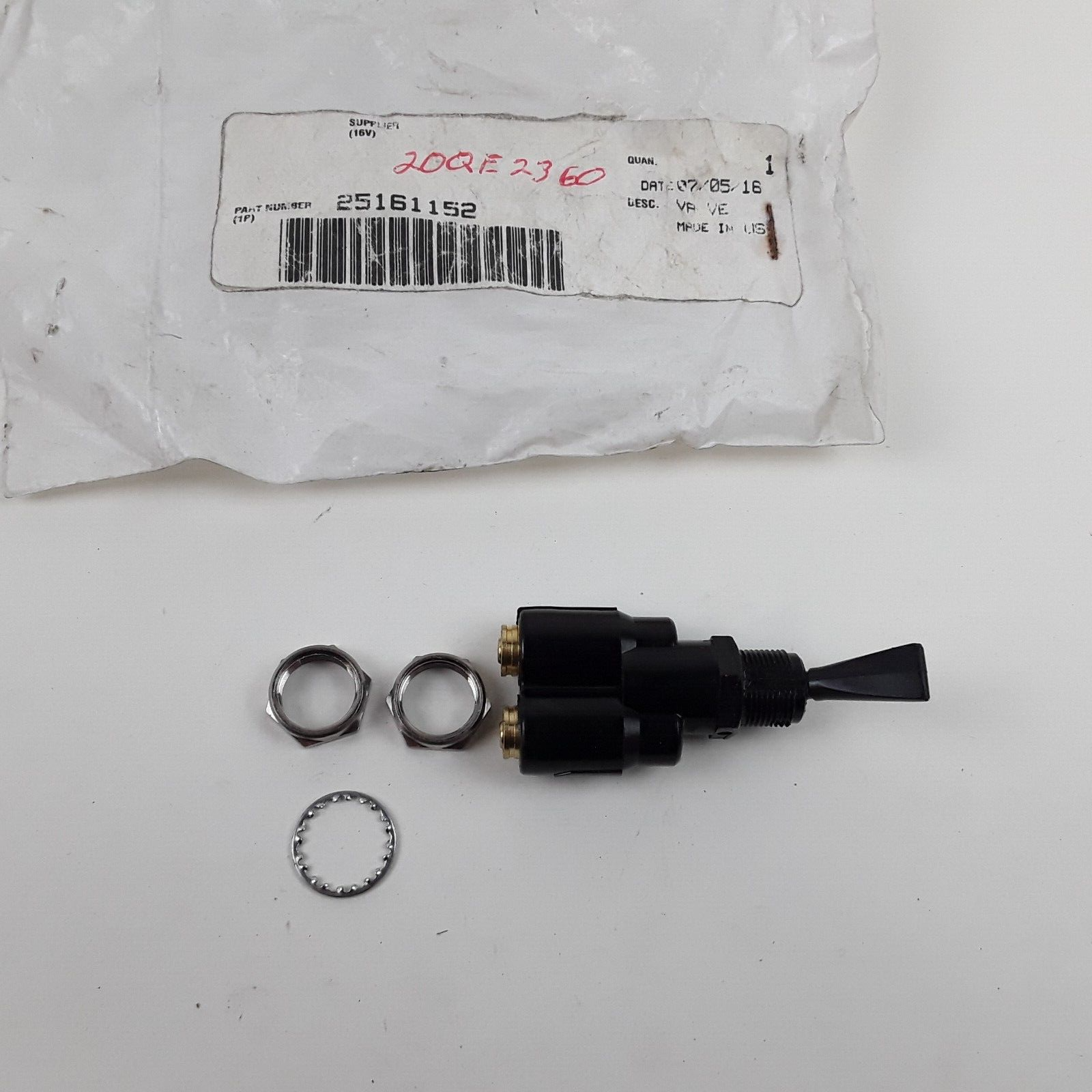 OEM Mack 25161152 Air Toggle Valve S-C060, GT 3202-1A, 3202-2E, K295-362-3