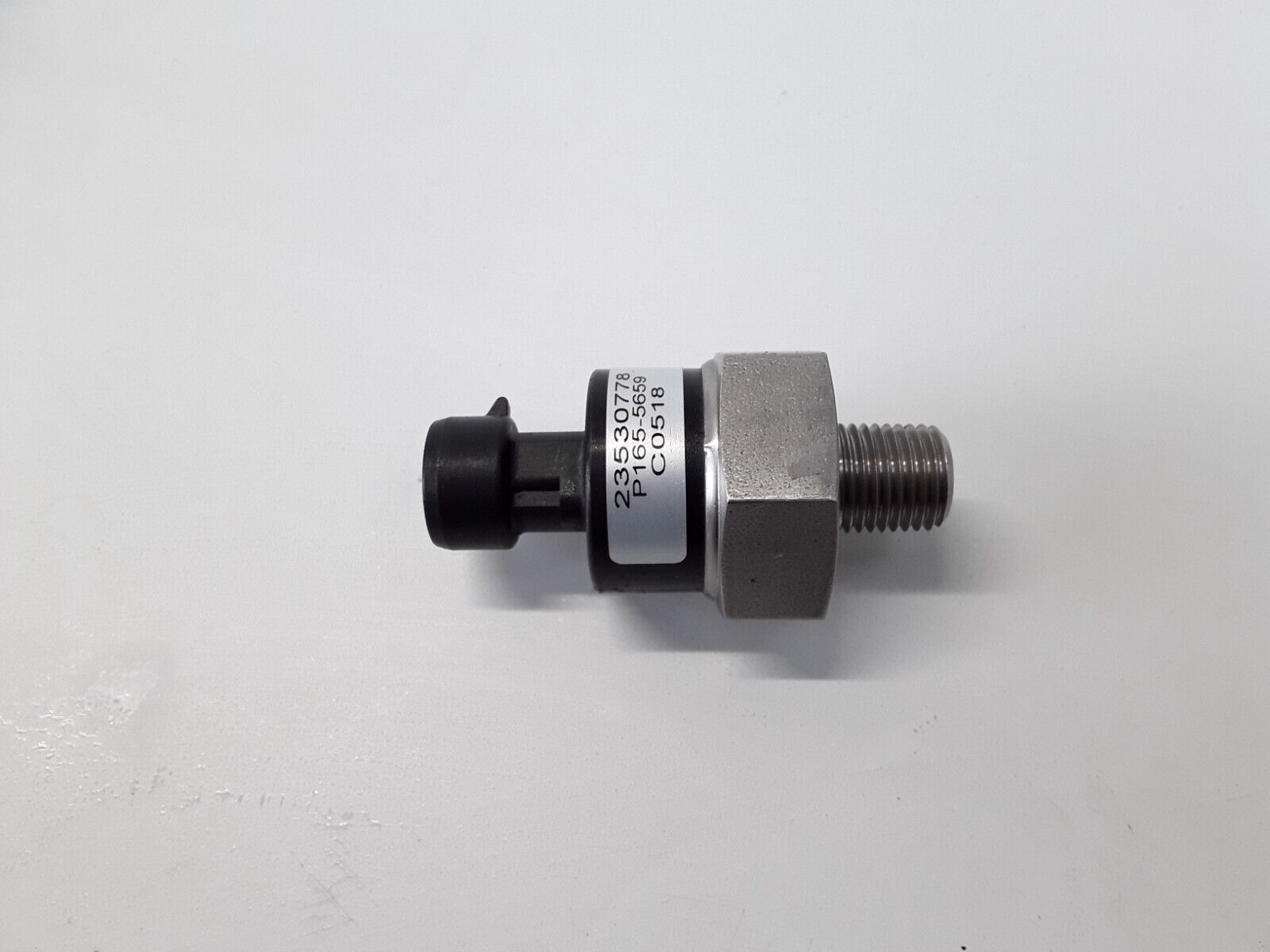 Detroit Diesel 23530778 SENSOR PRESSURE TRANSDUCER AIR INLET INT MFD. SERIES 50 - HotCarParts