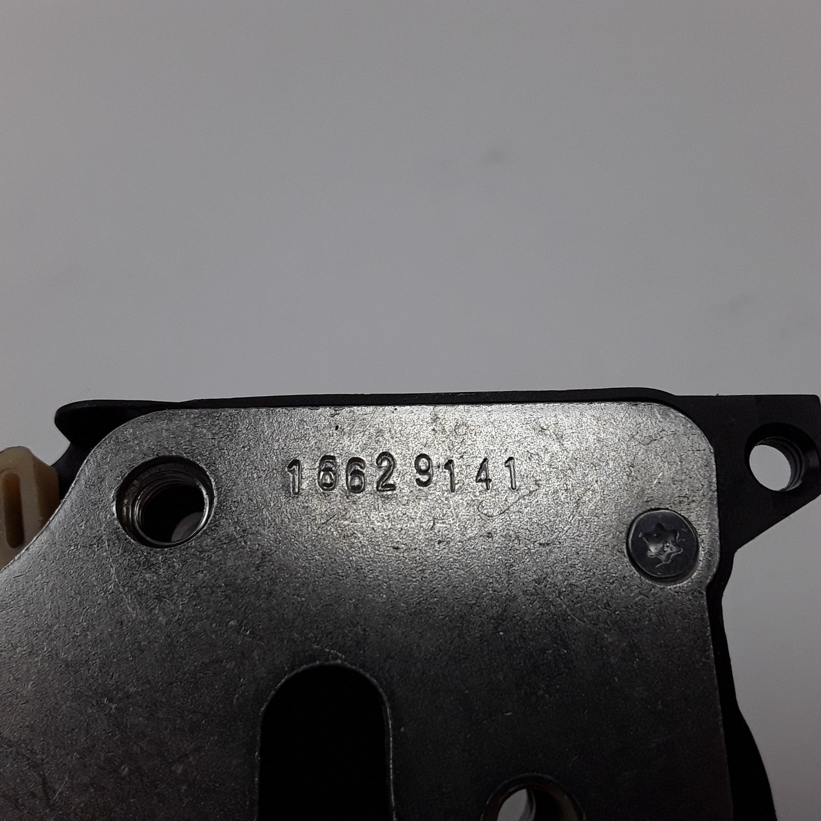 OEM International 2593968C1 Front Left Engine Access Door Latch For Navistar