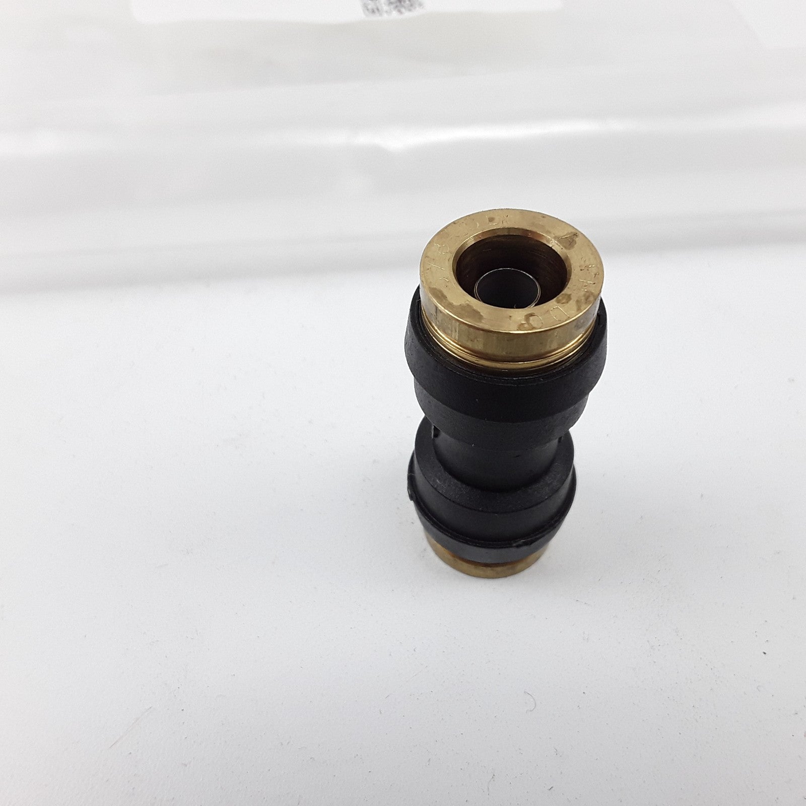 International 2017507C1 Brake Hydraulic Line Fitting 3/8 QC For Navistar Truck