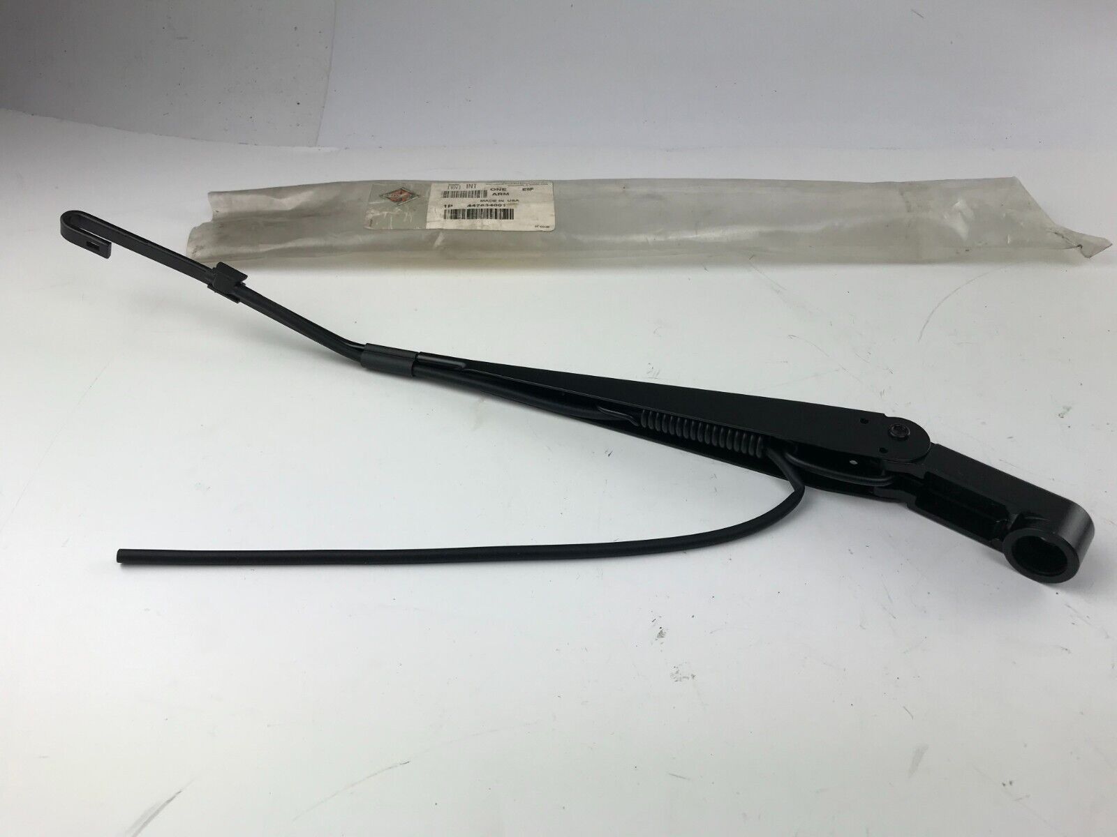 GENUINE OEM INTERNATIONAL 447634001 LH Wiper Arm For IC/Amtran Conventional FAST - HotCarParts