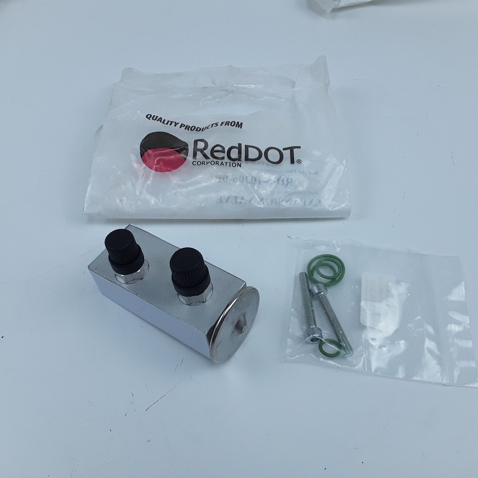 Expansion Valve For International 5900i 9900 9900i 9900ix 5000 F5070 (1997-2013)