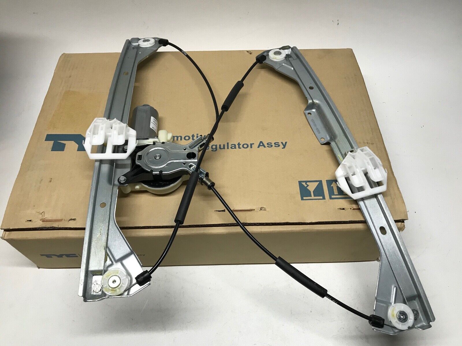 Power Window Motor and Regulator Front Right TYC for Buick Allure LaCrosse - HotCarParts