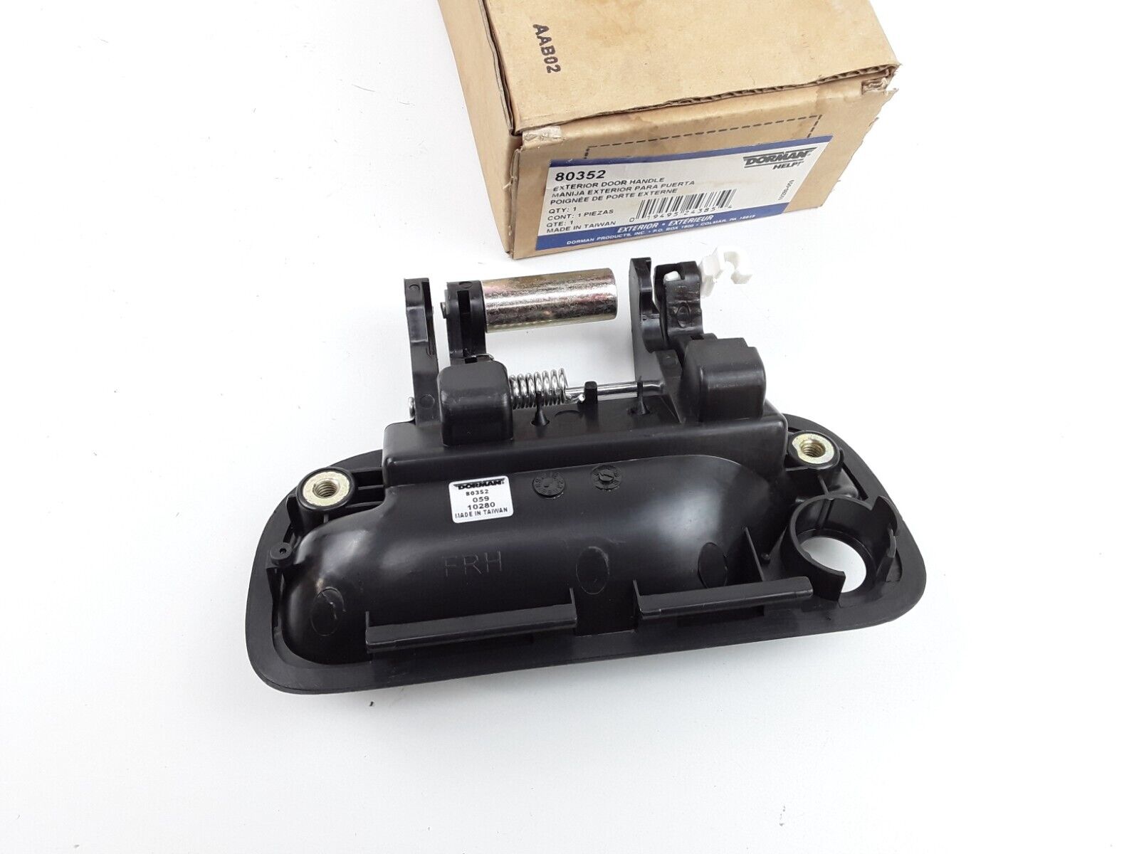 Exterior Door Handle Front Right for 2000-2006 Toyota Tundra Textured Black - HotCarParts