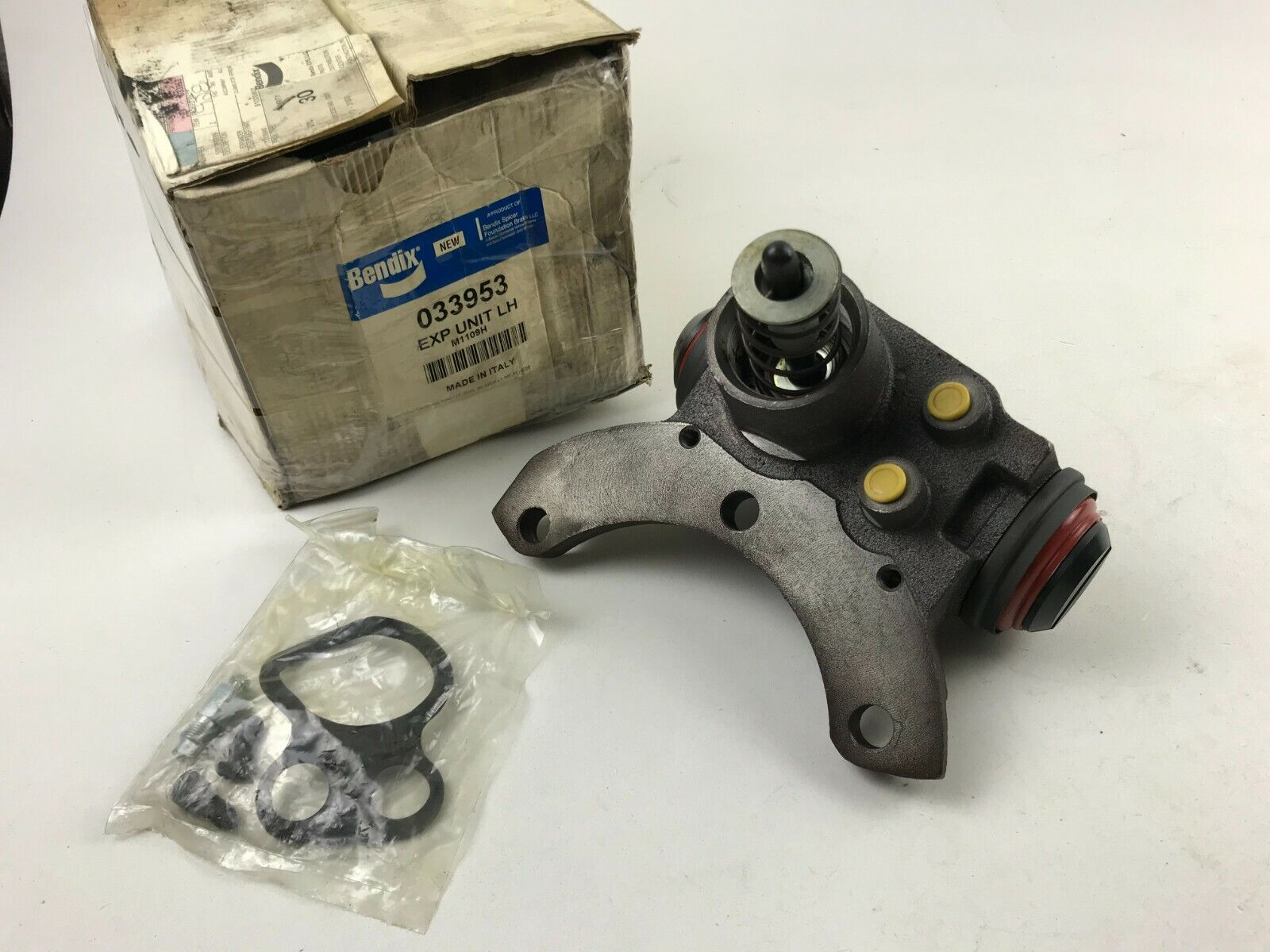 GENUINE OEM BENDIX 033953 - Expander Unit LH BX033953 FAST SHIPPING R201179 - HotCarParts