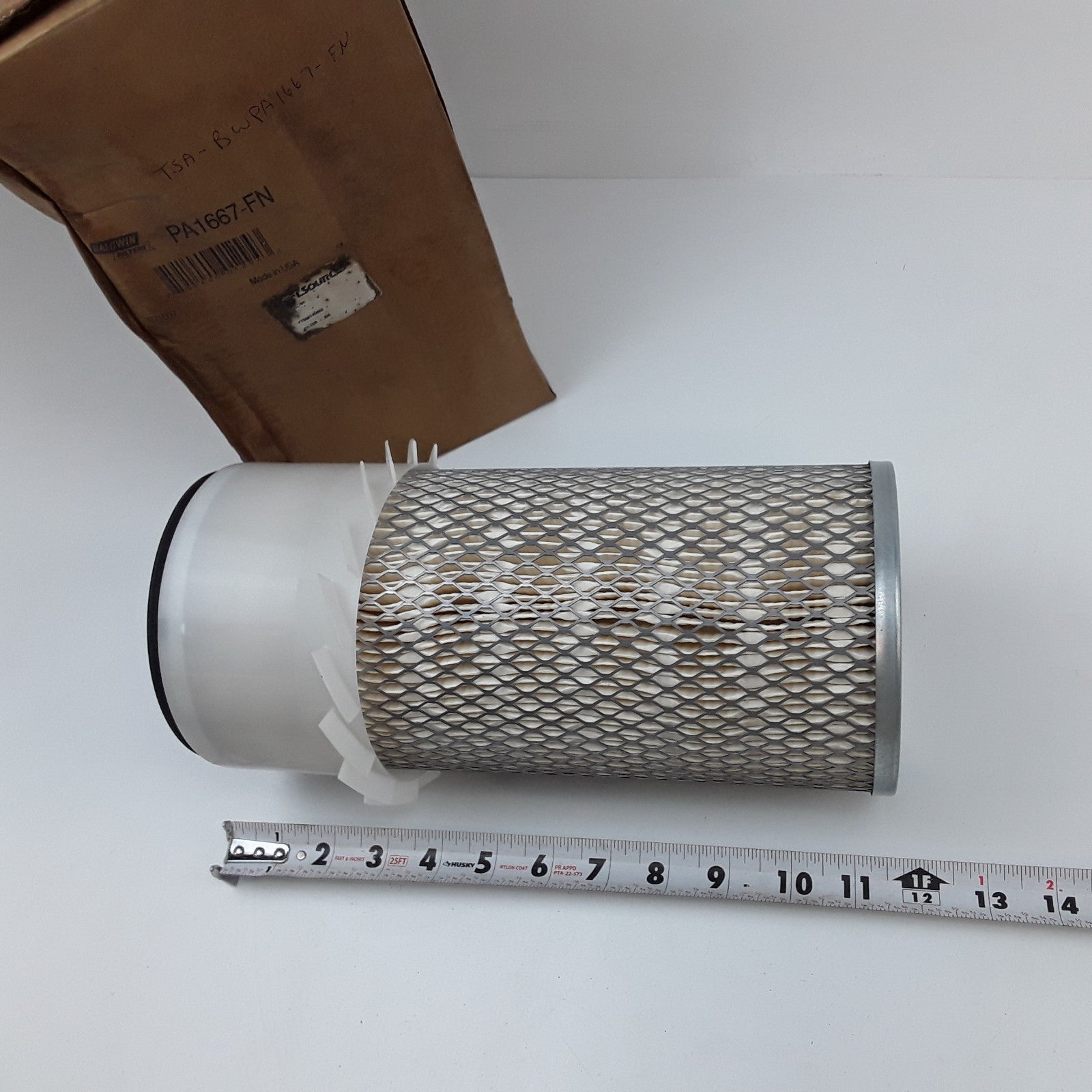 Engine Air Filter Fits Nissan Urvan NV350 Urvan (2008 2009 2010 2011 2012-2015)