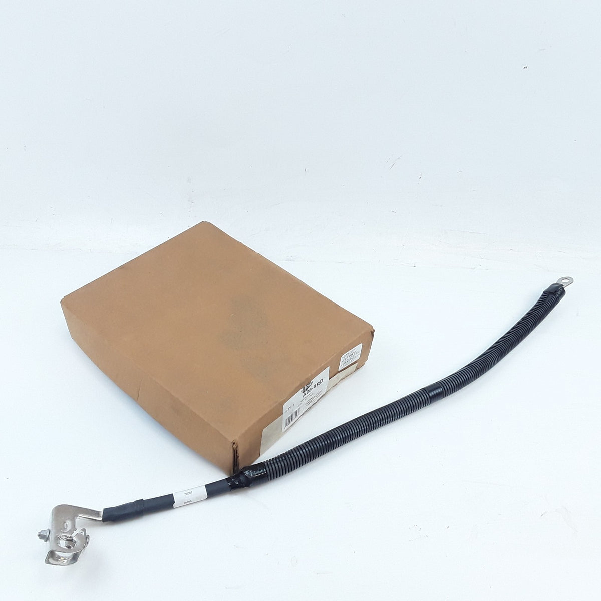 Battery Cable Fits Ford E-450 F-250 F-350 F-450 Super Duty Excursion 2003-2007