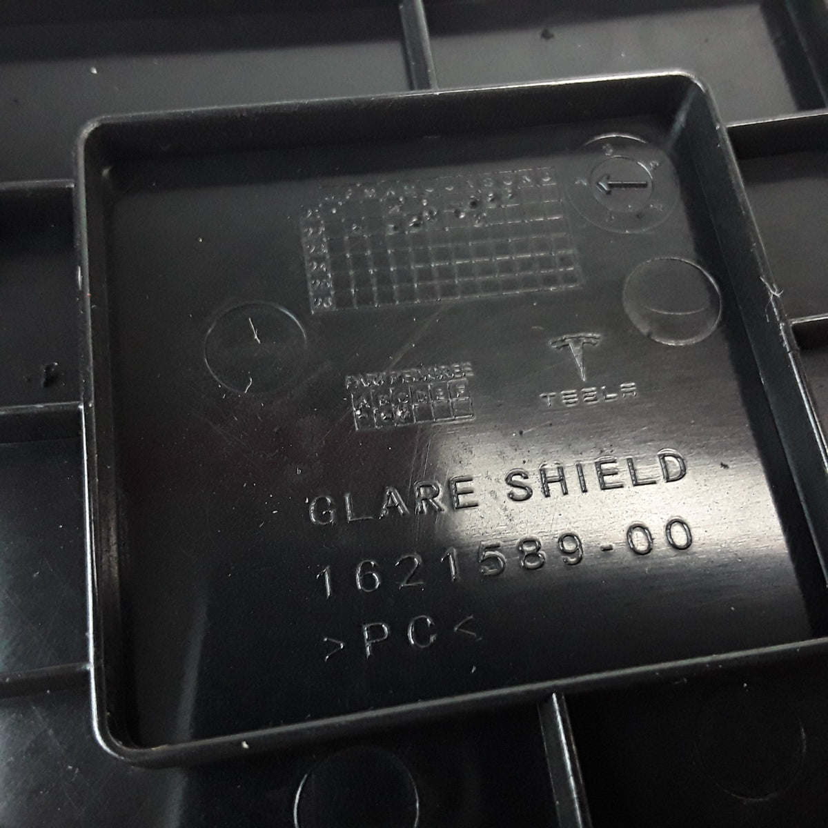 1621589-99-C Autopilot TriCam Glare Shield Cover For Tesla Model X 2022-2025