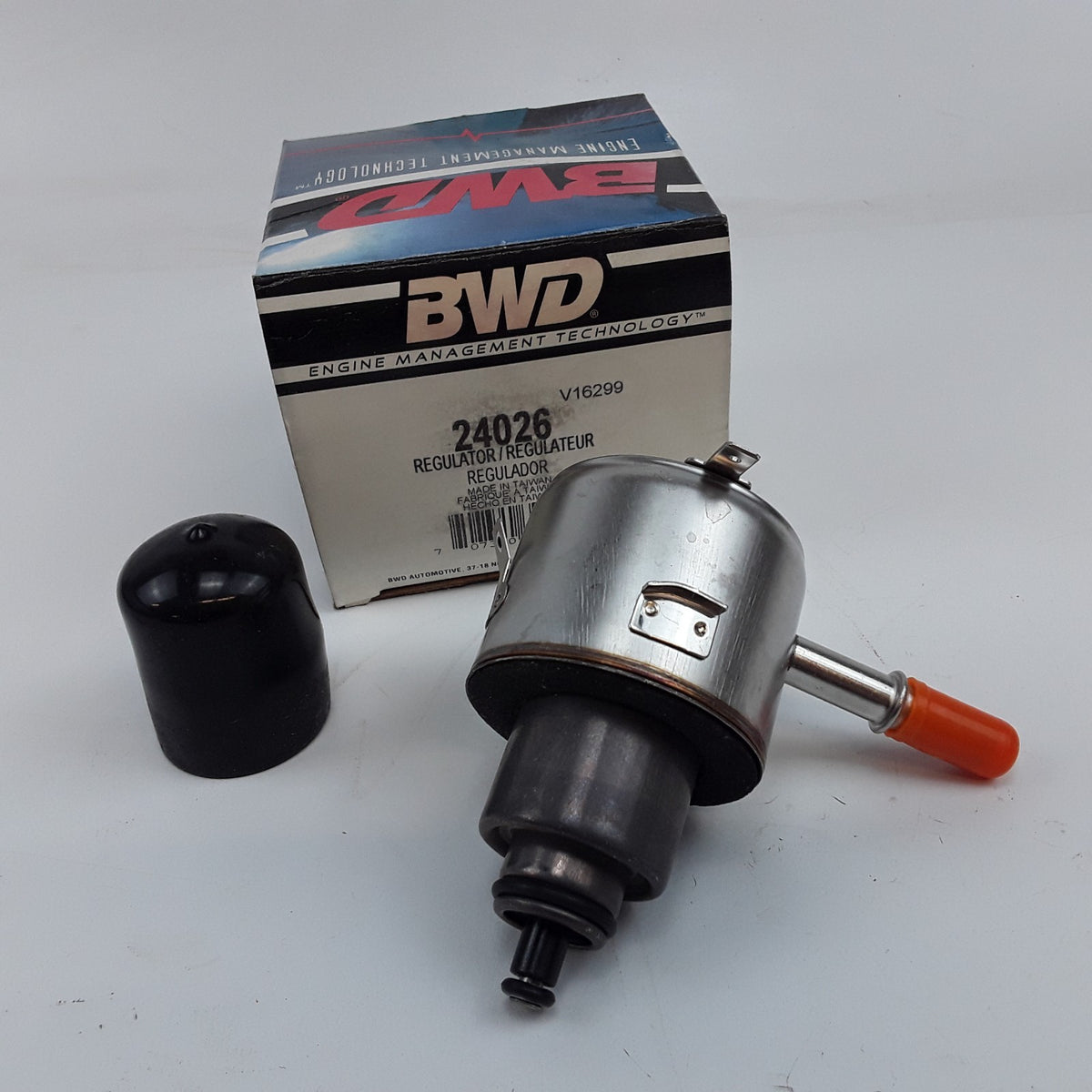 Fuel Pressure Regulator Fits Dodge Neon Plymouth Neon Chrysler Neon (1997-2001)