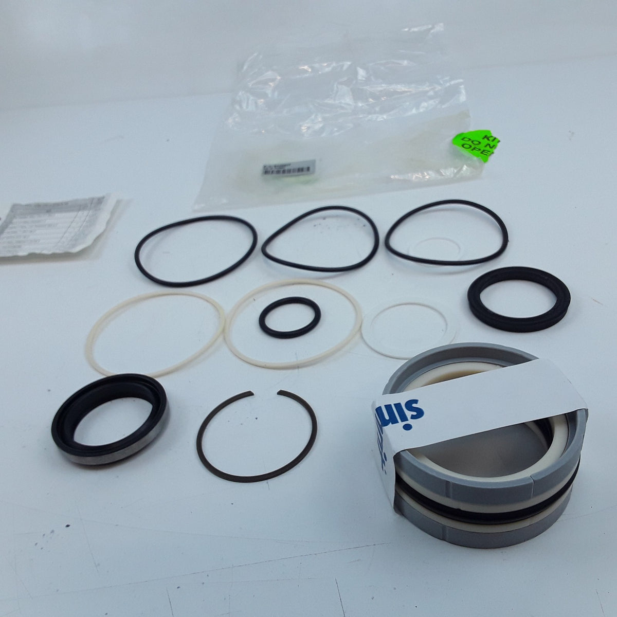 Genie Seal Kit - Hydraulic Cylinder 94258GT Z30/20N, Z34/22DC, Z34/22N