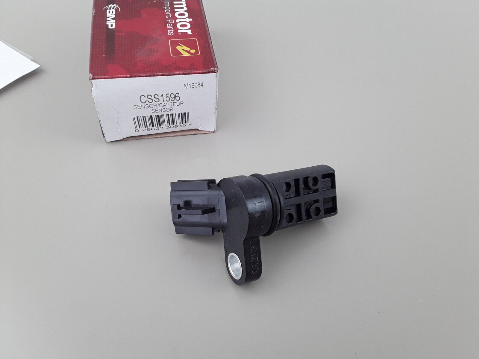 Engine Camshaft Position Sensor For Nissan Armada 2005-2015,Pathfinder 2008-2012 - HotCarParts