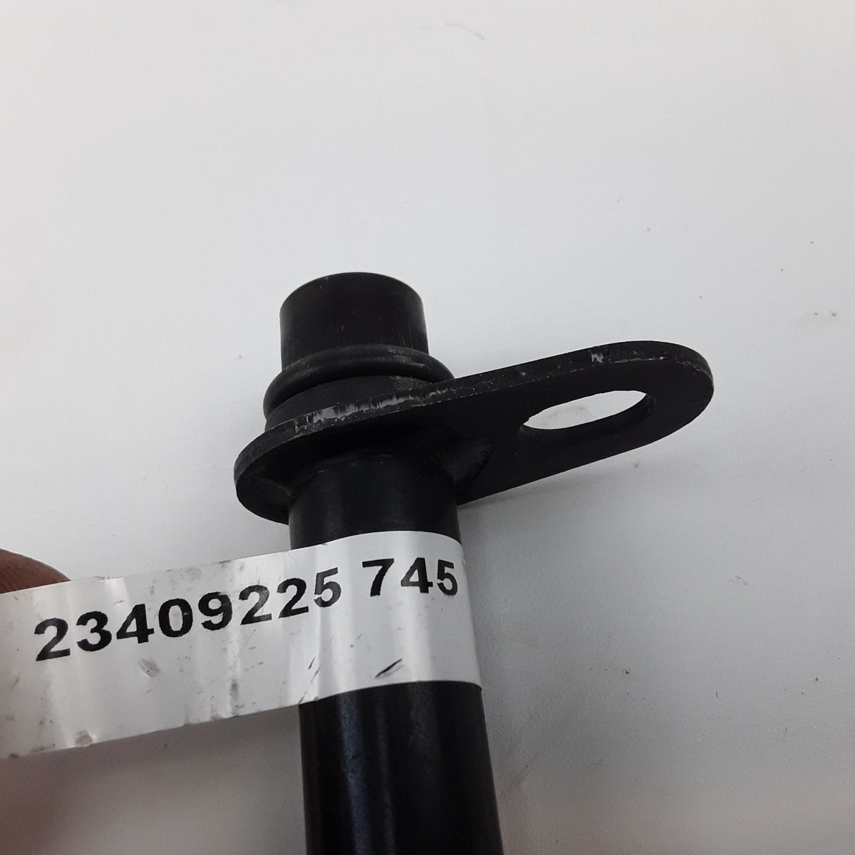 Differential Oil Cooler Pipe 23409225 Fits 2019-2023 Volvo VNL 760 D13 12.8L
