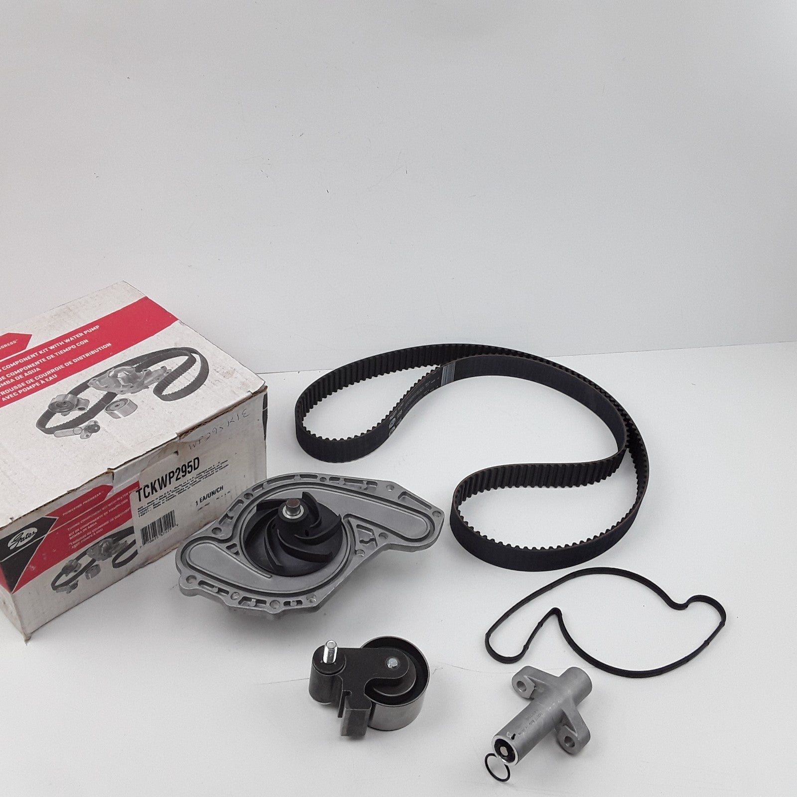 Engine Timing Belt Kit w/ Water Pump For Chrysler 300 Dodge Challenger 2005-2010