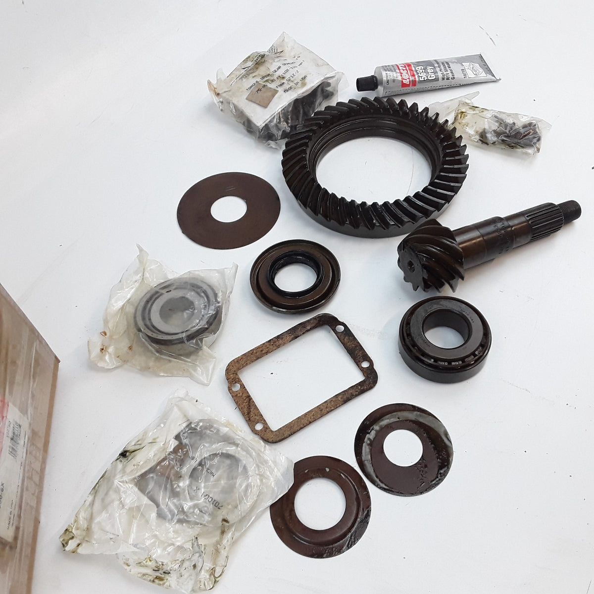 Differential Ring & Pinion Kit Fits Jeep Wrangler Cherokee Wagoneer (1984-2001)