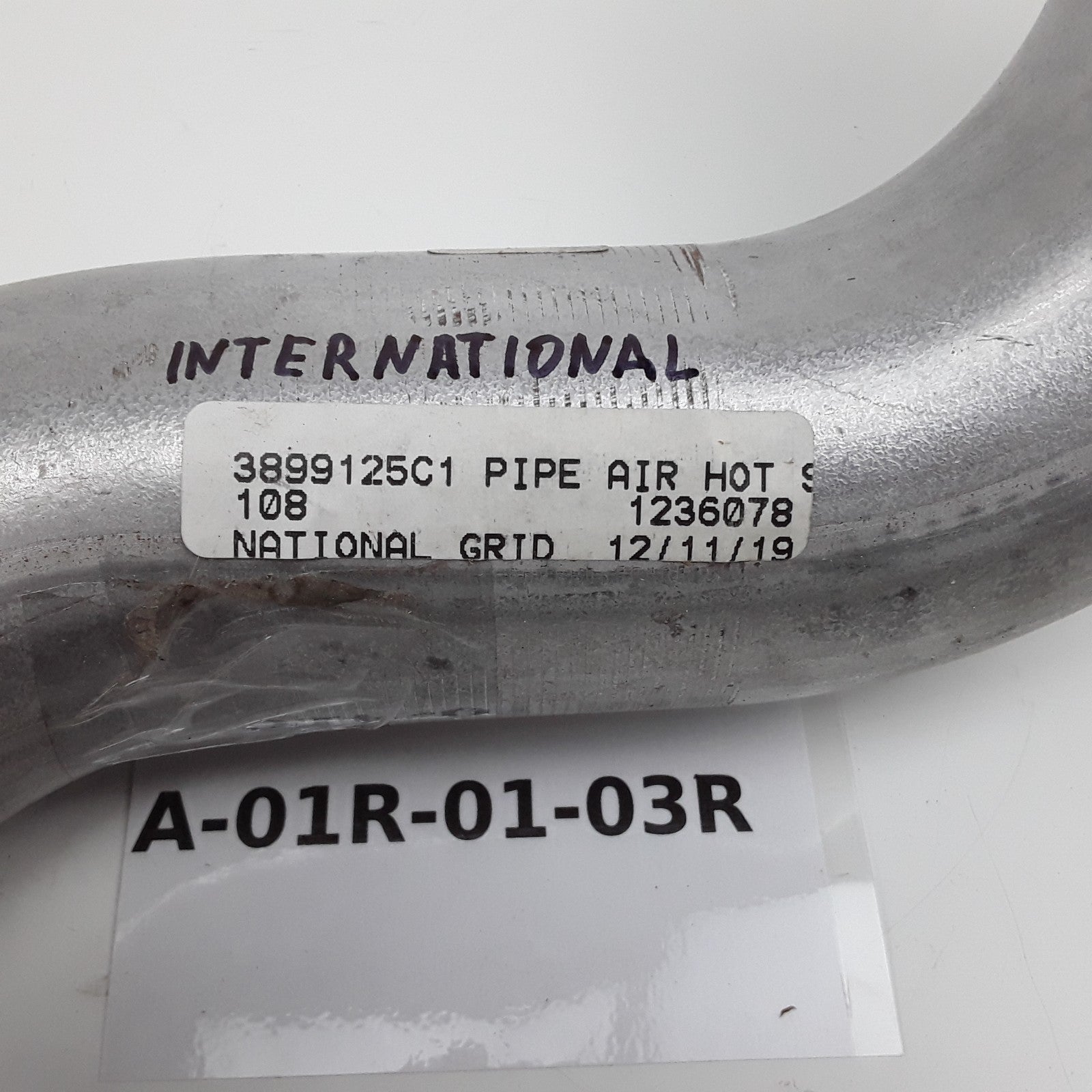 International 3899125C1 Pipe Air Hot Side Charge Air Cooler Heavy Duty