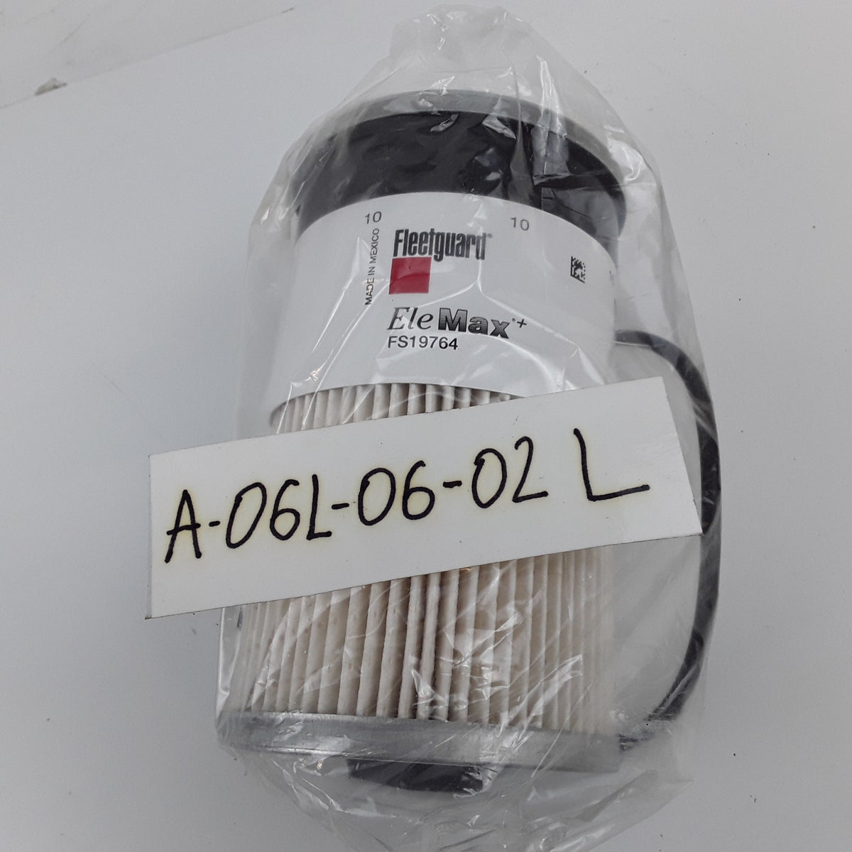 Fuel Filter Fits Freightliner Kenworth Peterbilt International Mack (1999-2026)