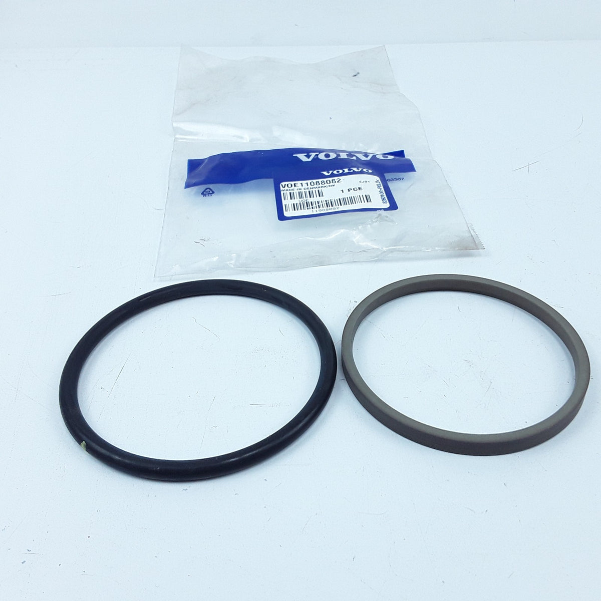11088082 Piston Rod Seal Fits Volvo L120 L90C L90D L90E L70E