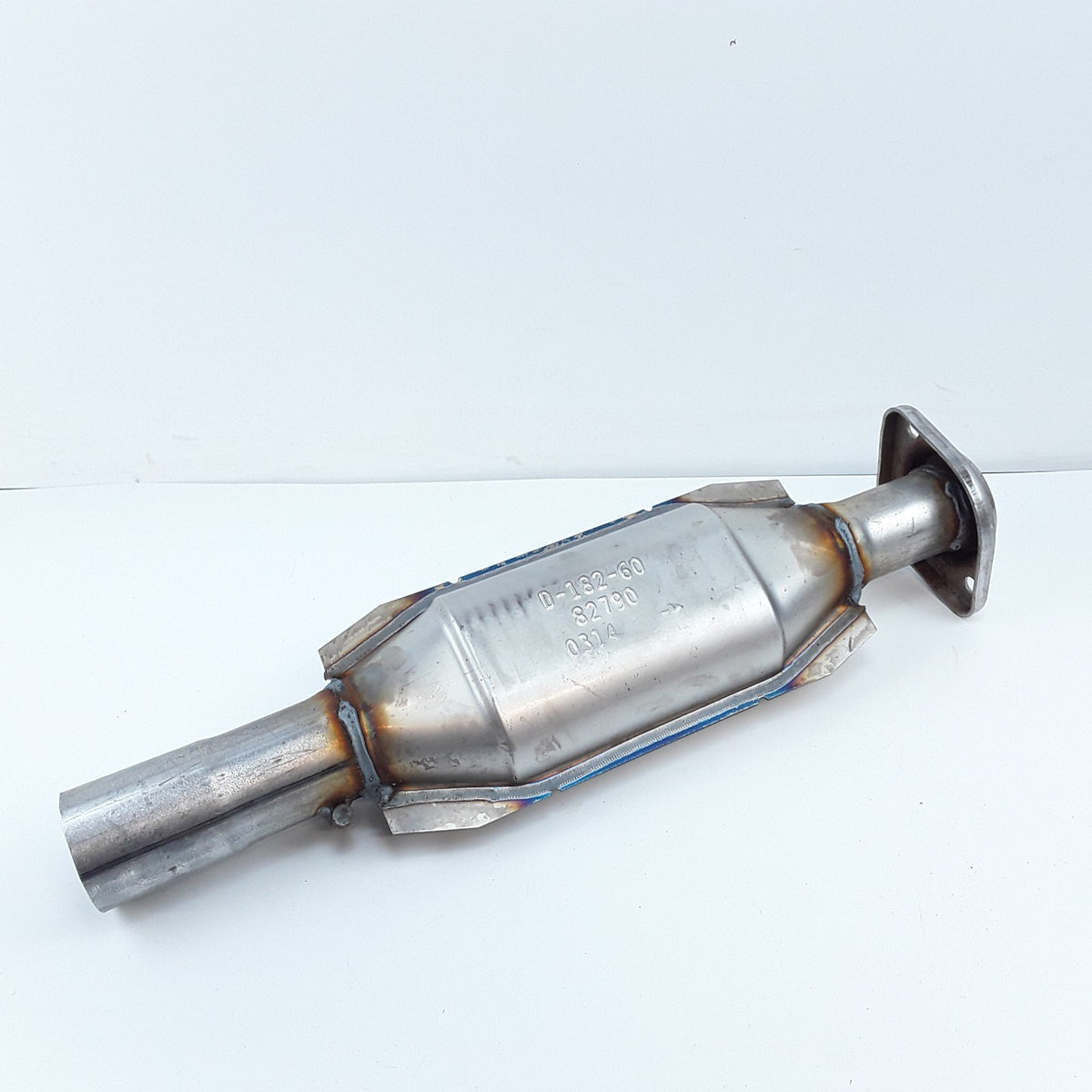 Walker 82790 Direct-Fit Catalytic Converters Fits Jeep Wrangler 2004 2005 2006