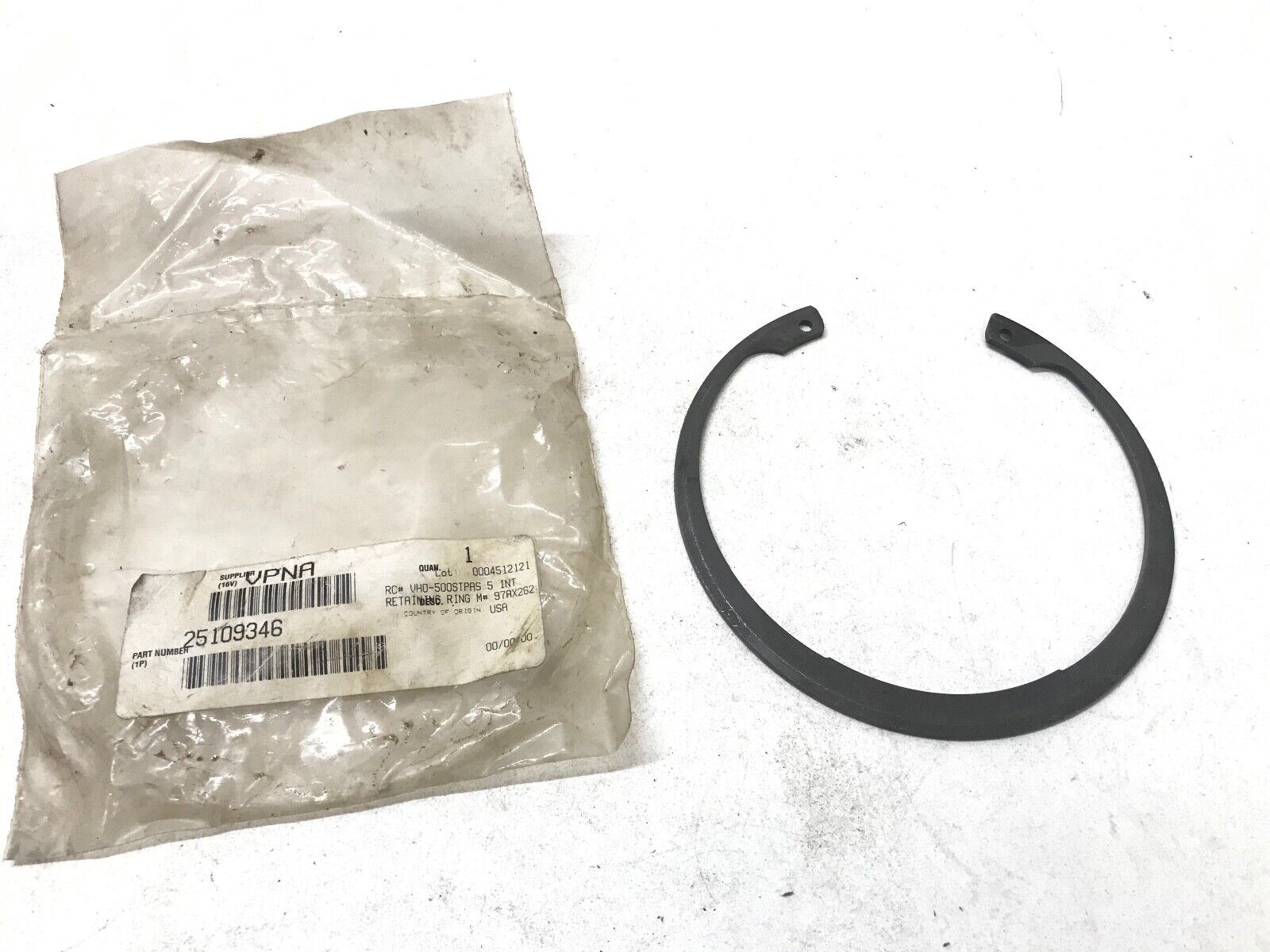 Mack 25109346 97AX262 Internal Retaining Ring / GRI-2798 - HotCarParts