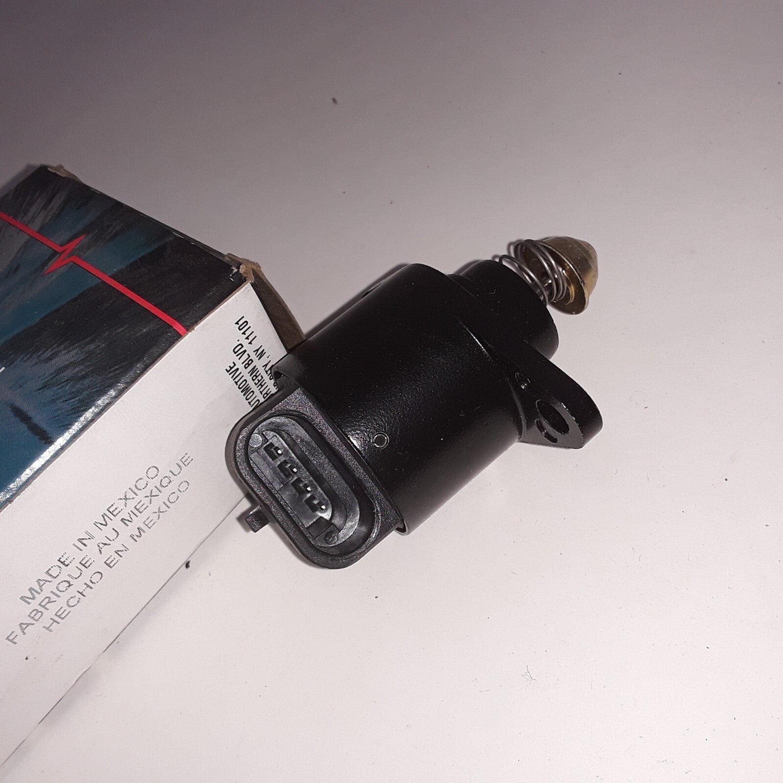Fuel Injection Idle Air Control Valve-Natural Fits Buick LeSabre 1996-2005
