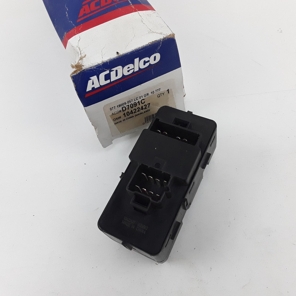ACDelco D7091C Front Power Window Switch Assembly For Buick Rendezvous 2002-2003