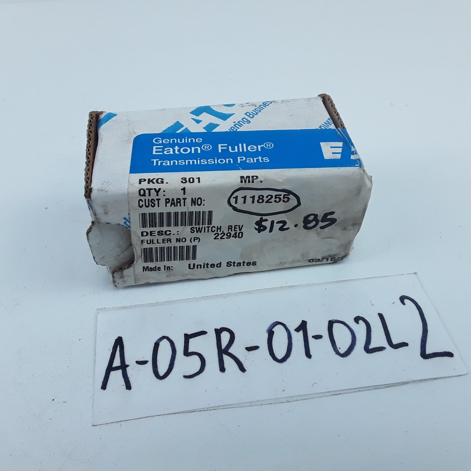 Eaton 1118255 Transmission Reverse Switch Assembly For Heavy Duty Trucks