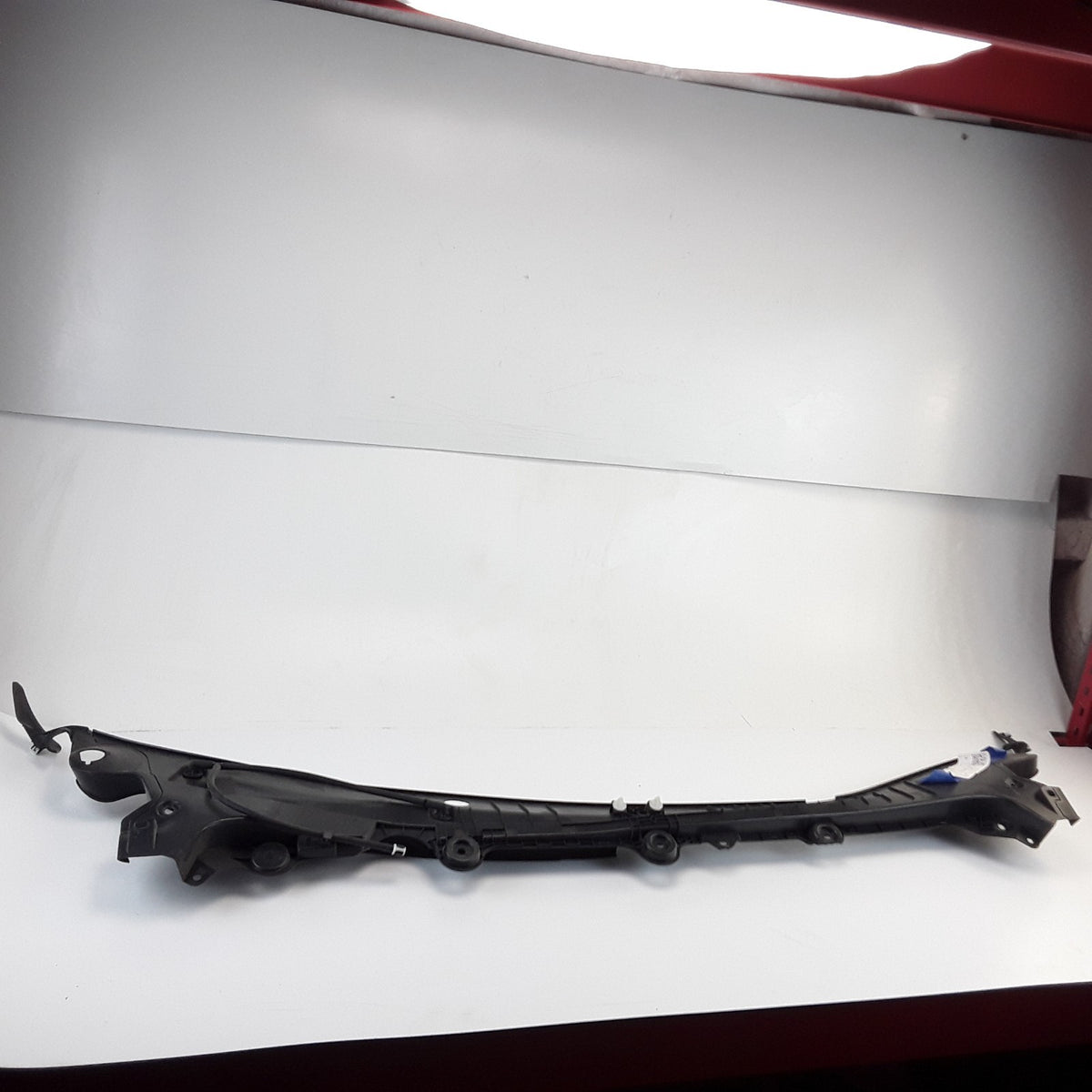 Model 3 2024 LHD Front Cowl Screen Assembly 1712493-01-E OEM