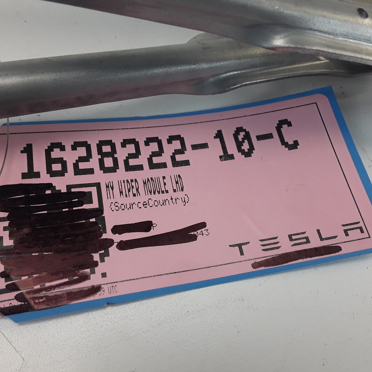 Tesla Model Y 2020-2025 Windshield Wiper Motor Linkage w Arm OEM 1628222-10-C