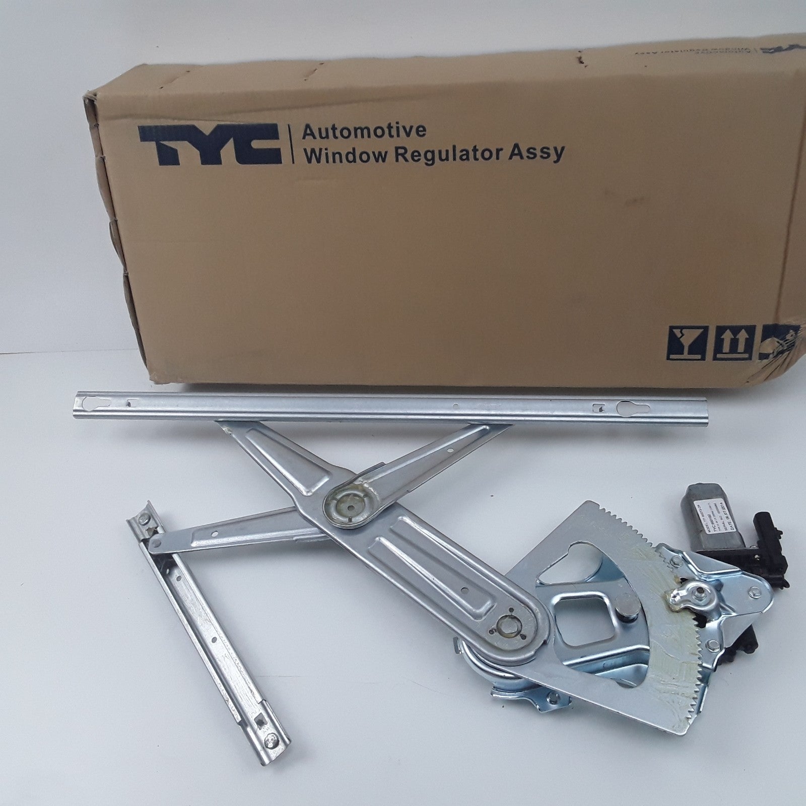 Front Left Power Window Motor and Regulator Fits Dodge Chrysler (2001-2006)